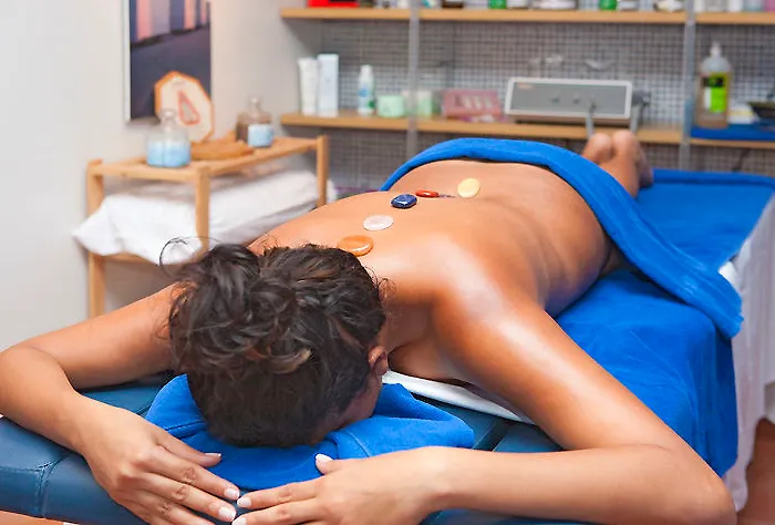 Costa Volcan فندق