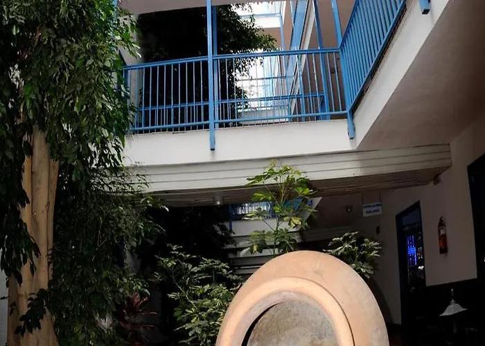 Готель Costa Volcan